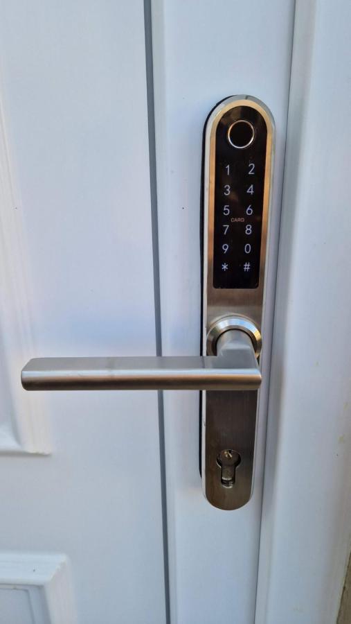 Friendly Apartment In The Suburb. Budapest Luaran gambar