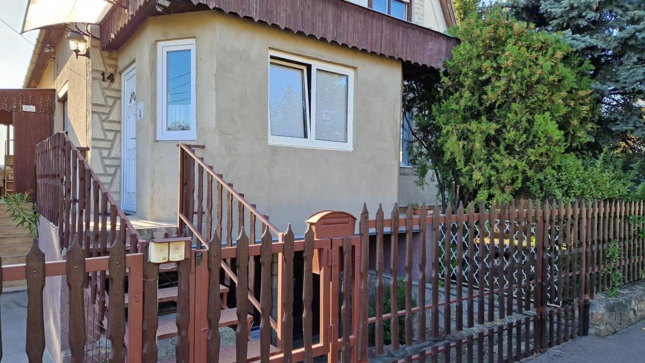 Friendly Apartment In The Suburb. Budapest Luaran gambar